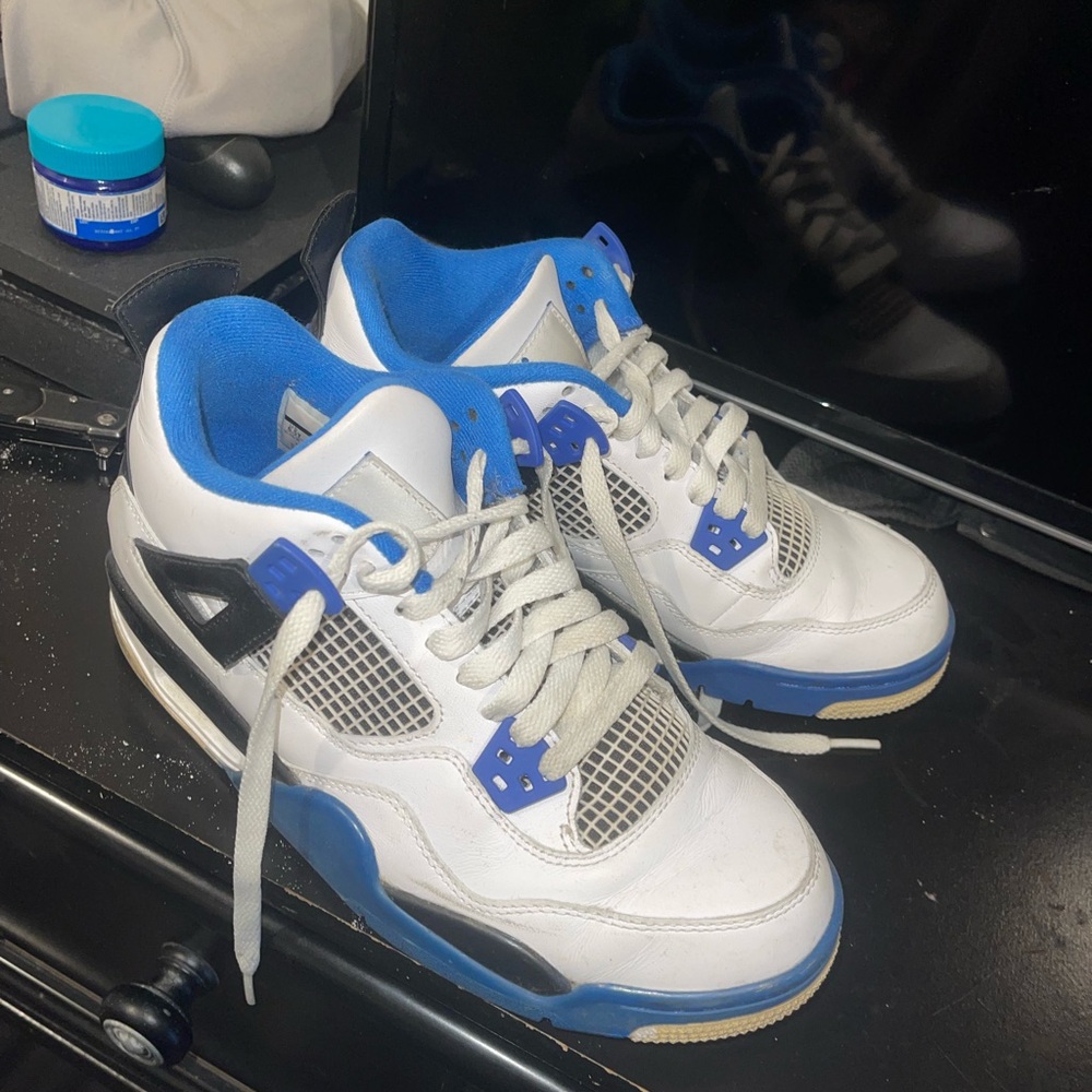 Jordan Retro 4’s